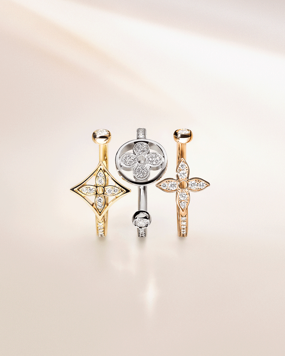 LouisVuitton's tweet photo. Idylle Blossom. Imbued with joy, the signature rings evoke a graceful elegance, exemplified by House Ambassador Ana de Armas. Discover the collection by #FrancescaAmfitheatrof at https://t.co/wd91Jn3zpe.

#AnaDeArmas #LVBlossom #LVFineJewelry #LouisVuitton https://t.co/A4kmgEIiV3