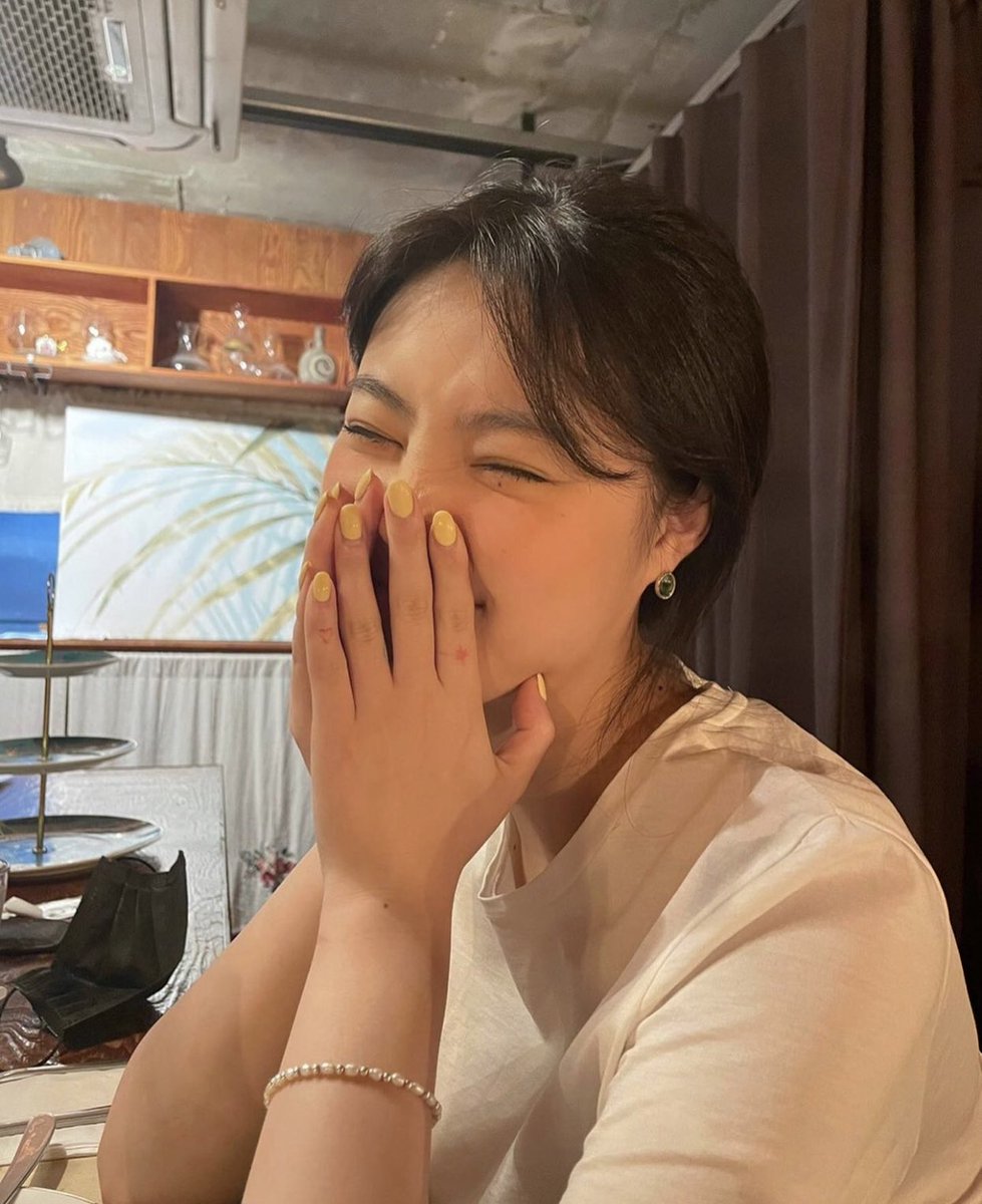 수수 tweet media