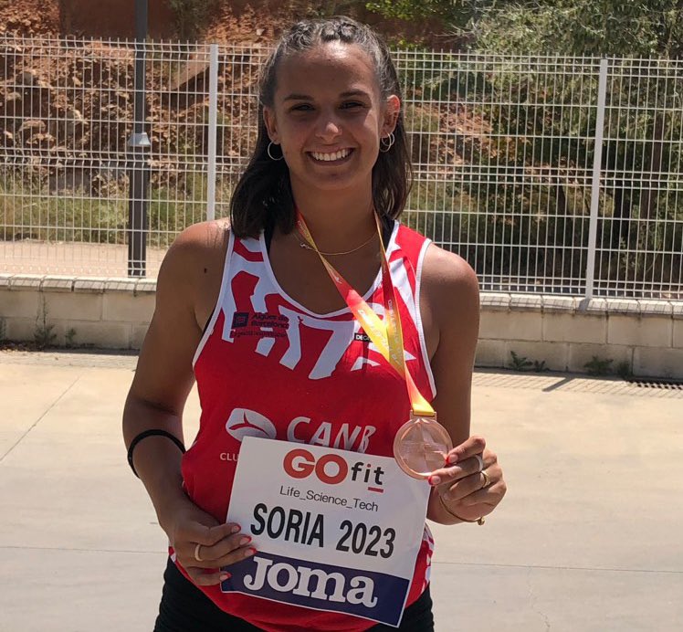 Atletisme_FCA's tweet photo. 😊 Ens agraden els llançaments

🥇🥇 Daniela Fernàndez
🥇Aleix Camats
🥈Adrian Sedano
🥉Alba Ruiz

Cinc medalles catalanes del sector a Sòria durant el Campionat sub 20

Poc a poc, anem creixent! 👏 https://t.co/wDEFfdoFZh