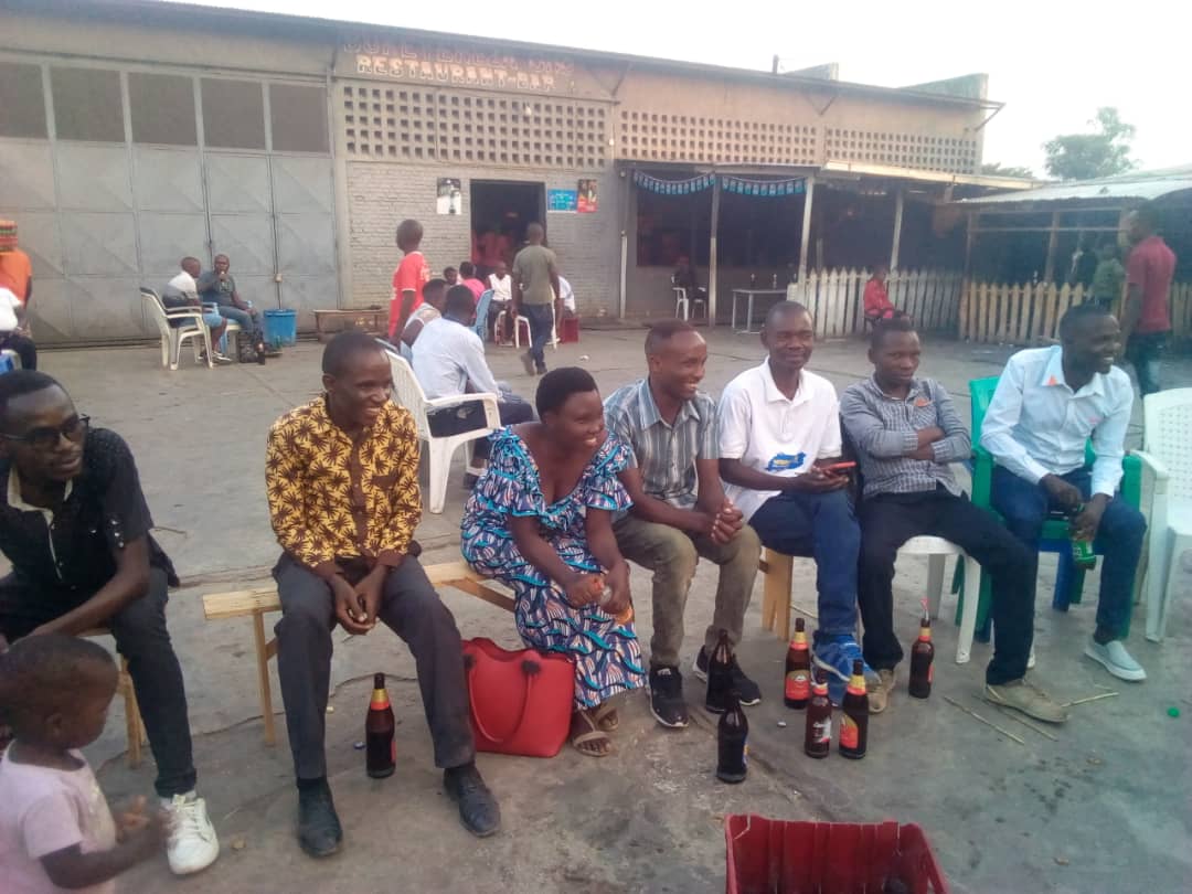 Muriyo nama,<a href="/banzawitonde/">Banzawitonde Gabriel</a> arongoye #APDR yaheraheje yerekana bashasha binjiye mu rwego rukuru w'ibiro ,kandi n'abandi banywanyi benshi baguma binjira gutyo icizere co kuzoronka ikibanza ciza bagifise.