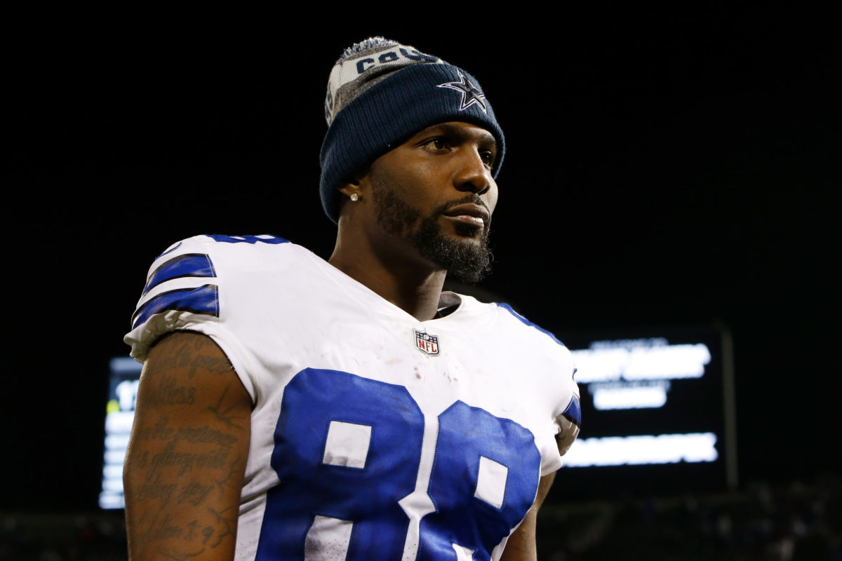 Former Cowboys Star Dez Bryant Not Happy With Elon Musk's Decision #DallasCowboys #CowboysNation #DC4L https://t.co/k708MaqLIE https://t.co/biPwjqqcSL