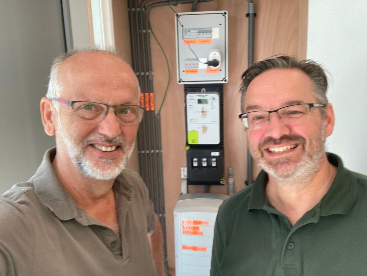 InfoEmec's tweet image. Installatie t Uulke Gymzaal Ulestraten draait als 5e zonnecentrale van EMEC!