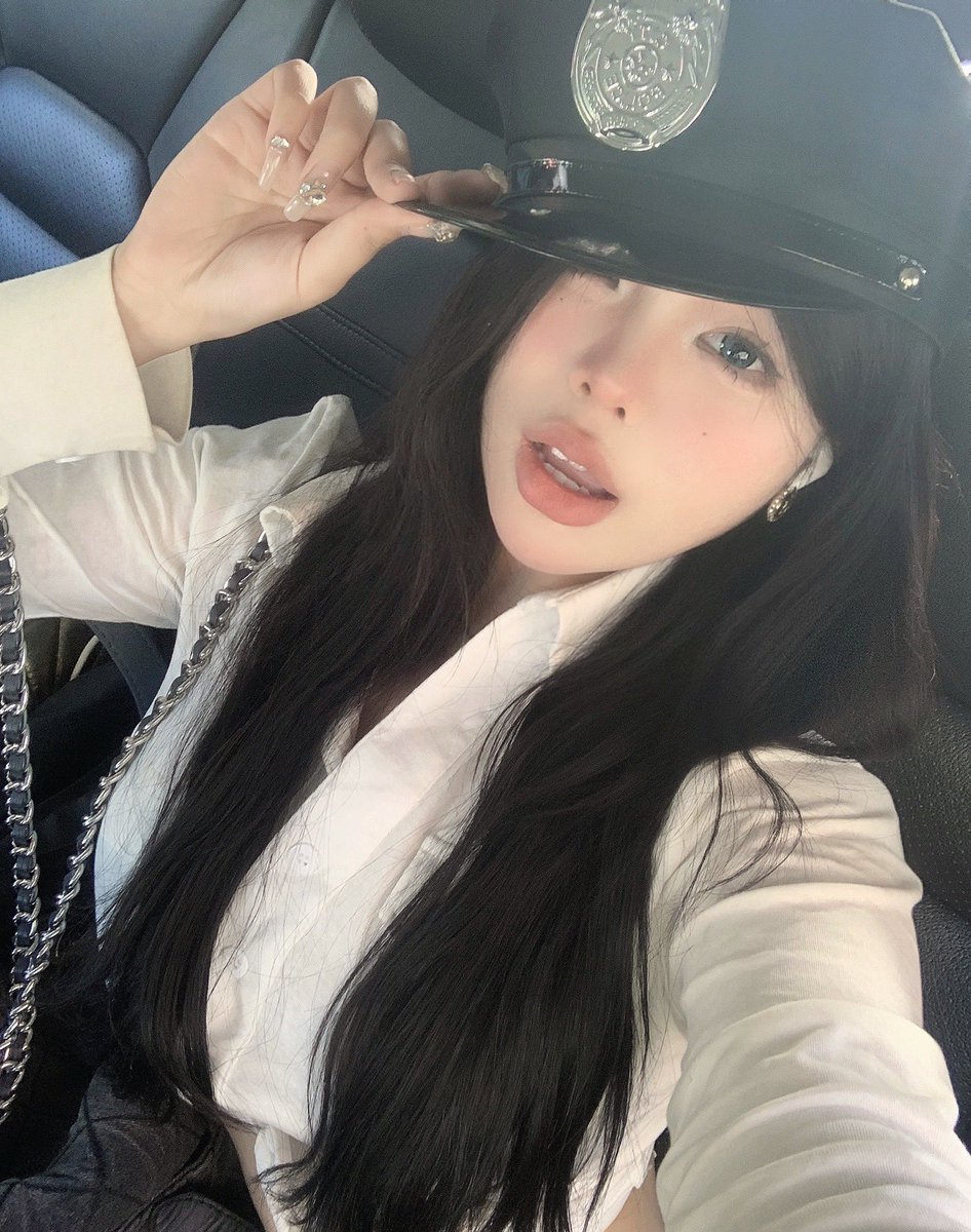 doudoucct's tweet photo. 逮捕你(>﹏<)！ https://t.co/GZHQpHAhWd