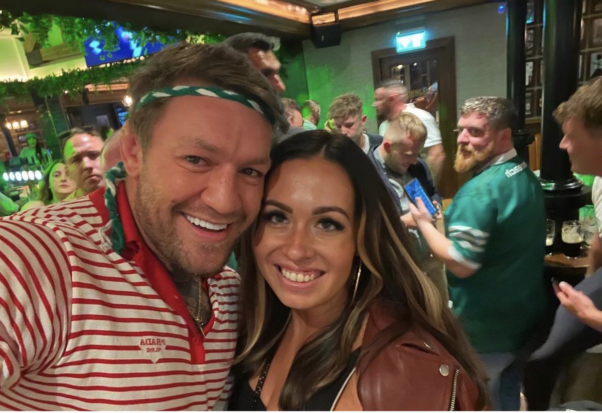 Conor McGregor tweet media