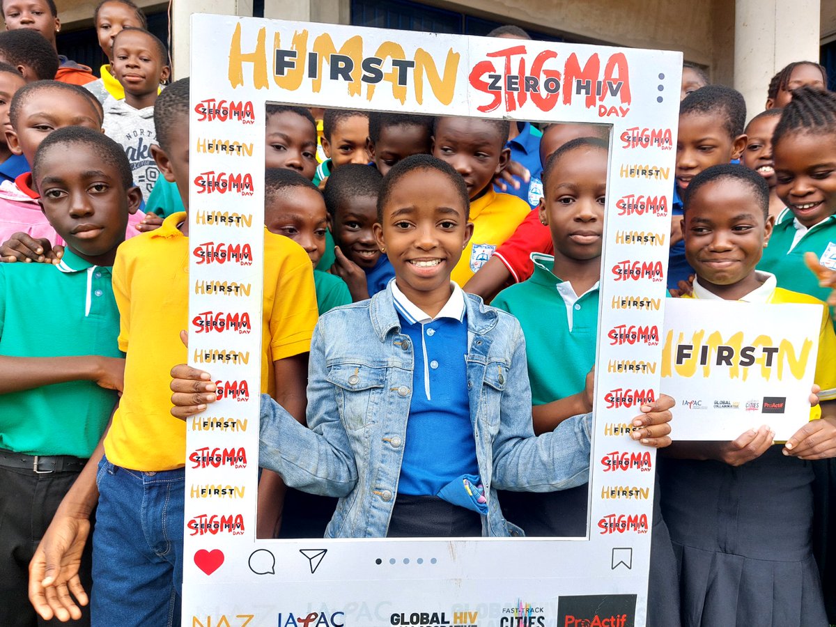 ProActif_Global's tweet photo. #CreatingAdvocatesForChange: Young students who are educated about #HIVStigma are more likely to become advocates for change in their communities, who can challenge #DiscriminatoryAttitudes & #advocate for policies that support #PLHIVs.
#Day4of30
#ZeroHIVStigmaDay
#HumanFirst https://t.co/bOJ88mCDGL
