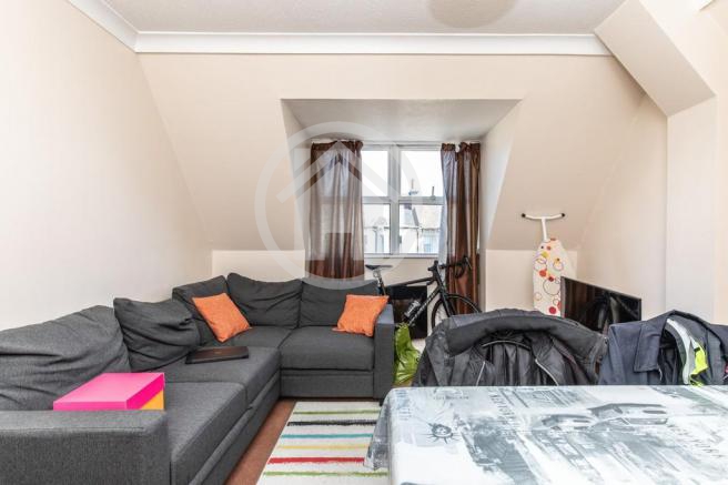 BN14SU, St. Saviours Court, East Sussex
My property is located at St Saviours Court, Flat 23, Ditchling Road, Brighton, Brighton And Hove BN1 4SU The rent is £800 Per Calendar Month, and a refundable security deposit of £800