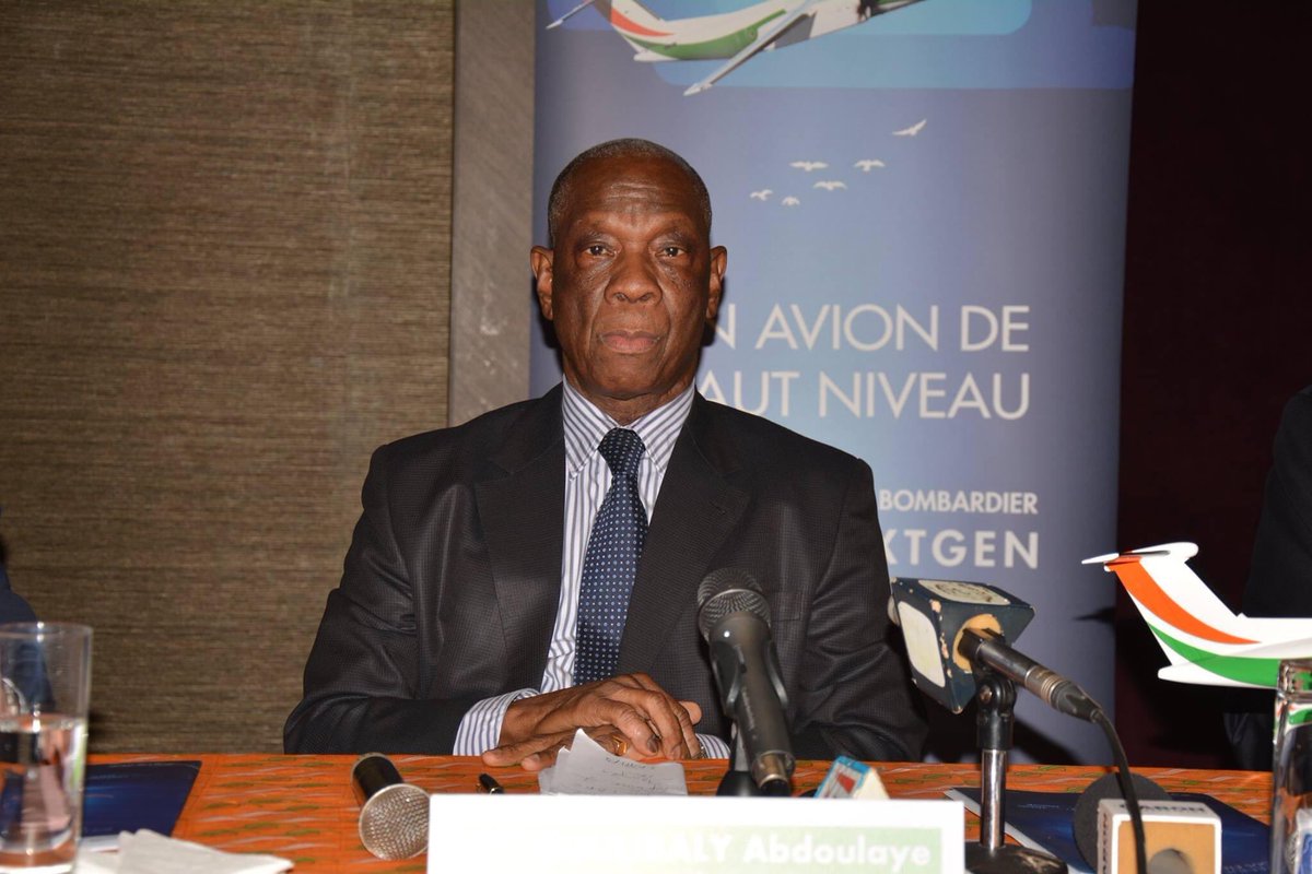 enquetemedia's tweet photo. #indiscret . Gén. Abdoulaye Coulibaly est le PCA de Air Côte d'Ivoire (depuis 2012) et AERIA( Aéroport International d'Abidjan) depuis le 18/07/2011. 
En 2000, il fut ministre d’Etat chargé des infrastructures et des transports sous Robert Gueï (coup d’état du 24/12/1999) https://t.co/W7IDKPuPbG