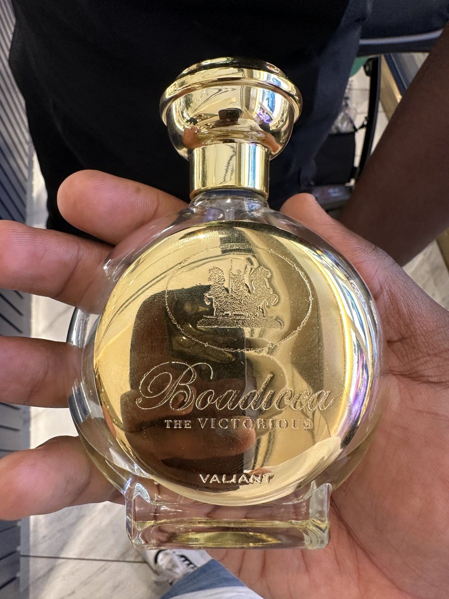 ObedientAnkrah's tweet photo. Heaven in bottles 😍😍😍😍😍 https://t.co/XYtFfq9cdz