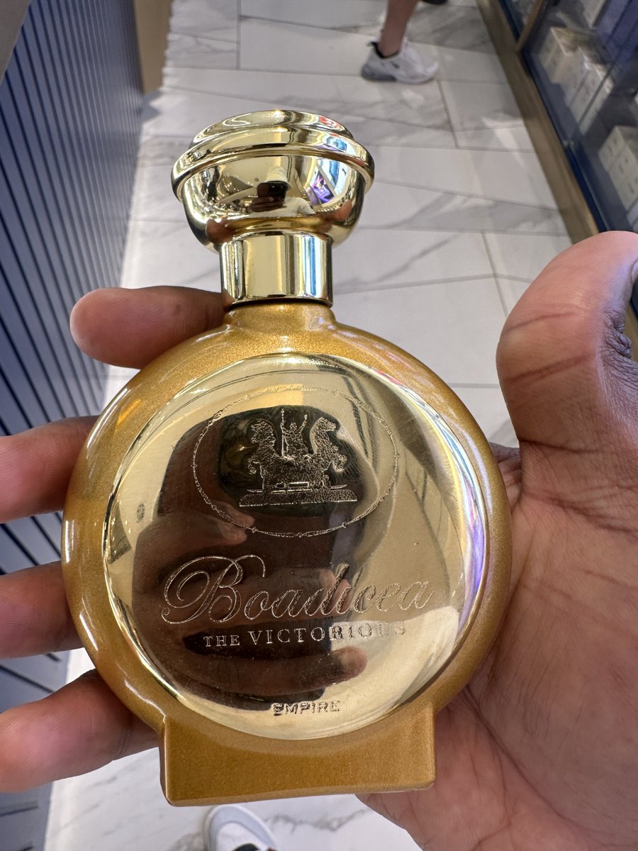 ObedientAnkrah's tweet photo. Heaven in bottles 😍😍😍😍😍 https://t.co/XYtFfq9cdz