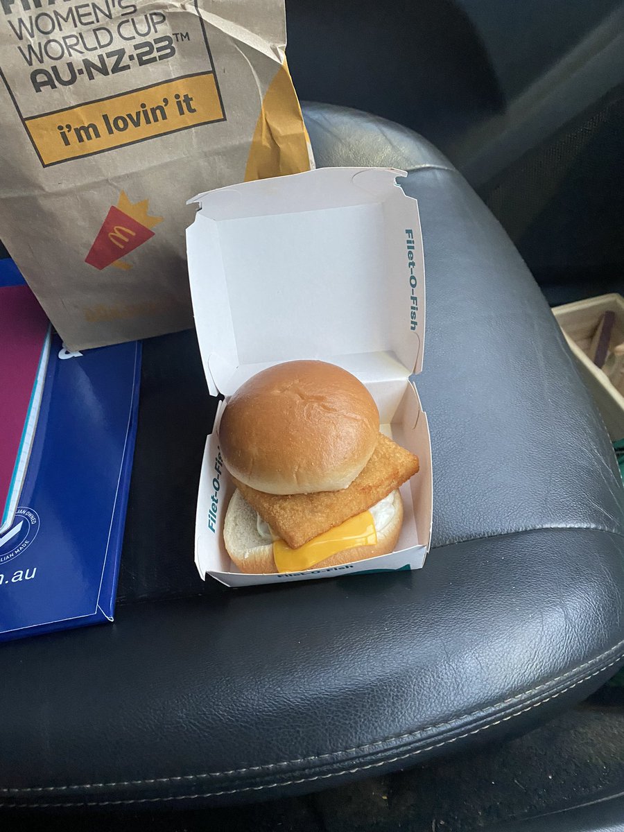 CowboySwing's tweet photo. @ThePrenderCast Thanks fellas. Waiting for kid at soccer training and ya got me. 
Halfway thru the ep. #infuence 😂 https://t.co/uqNmZLivtR