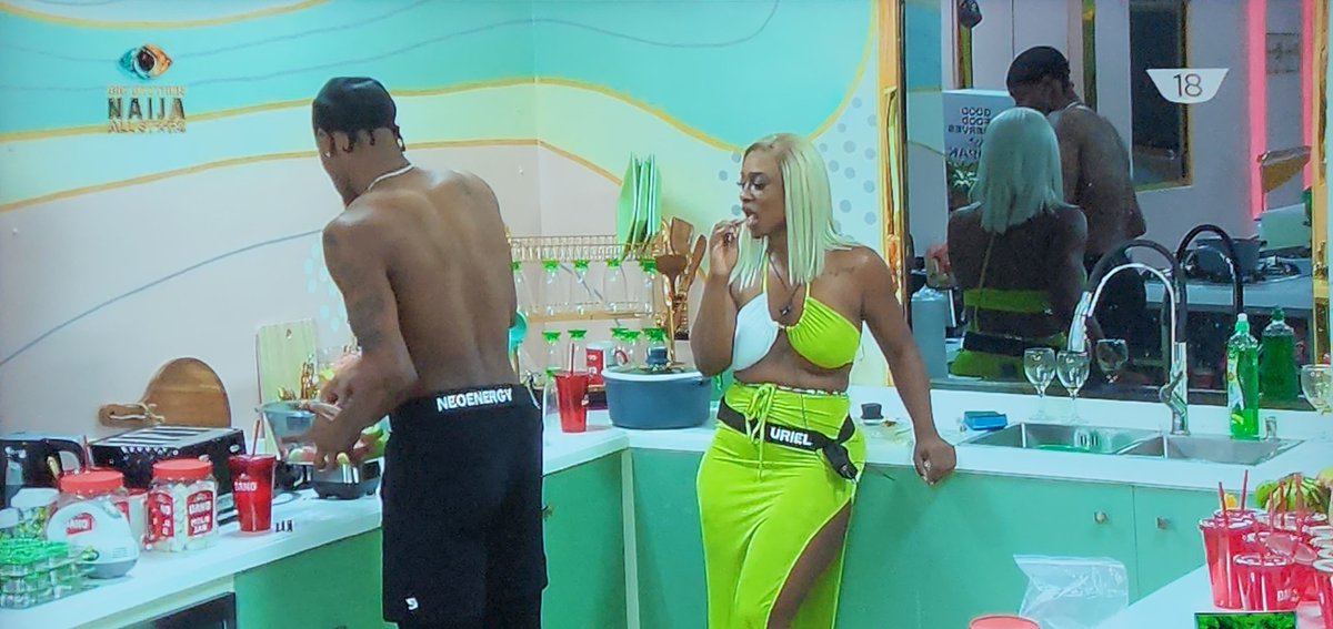 Fswglory's tweet photo. For real, Uriel's natural body is BANGING 🔥
#BBNaijaAllStars https://t.co/TqBDYGu24H