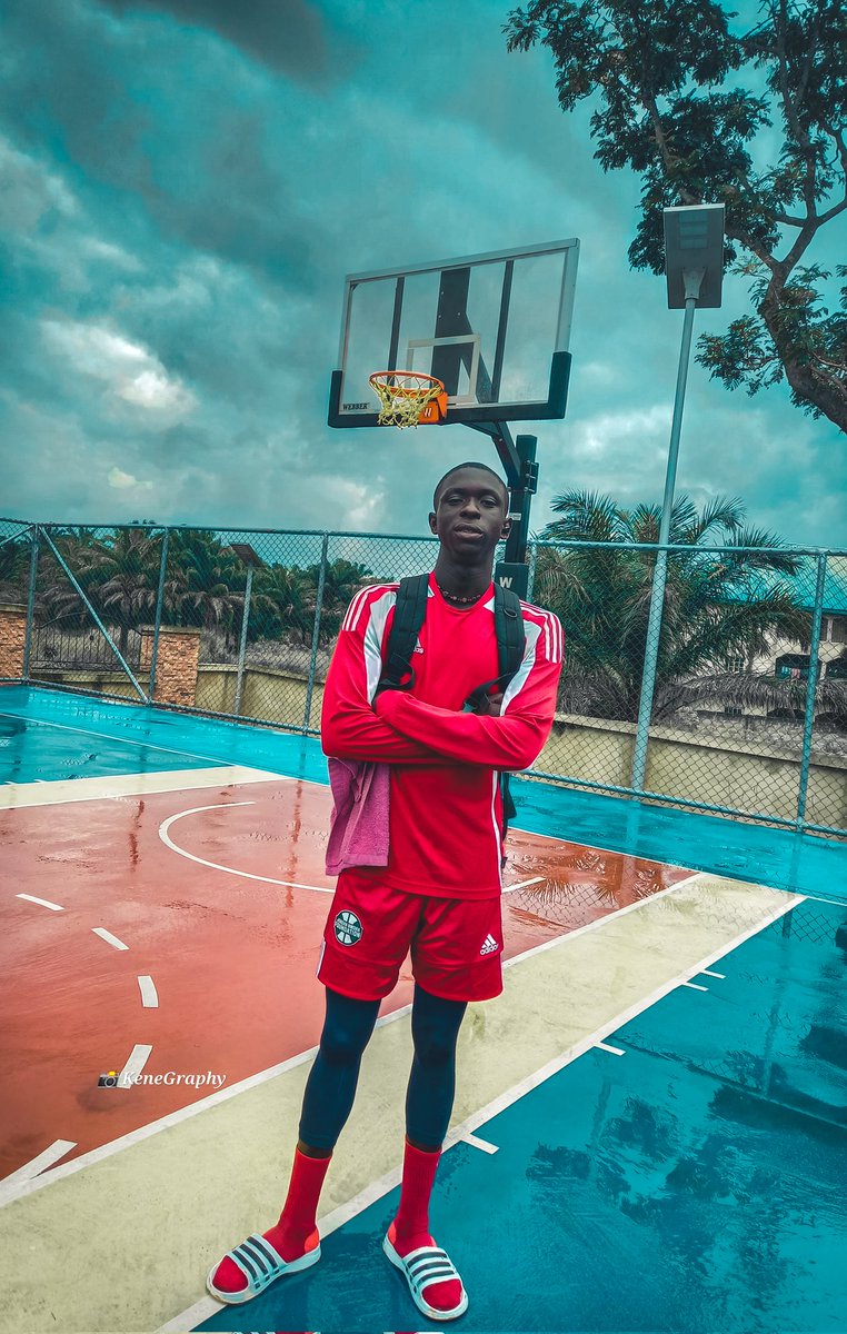 BASSEYPASCAL4's tweet image. It a new week let stay positive and pray for Gods blessings 🙏