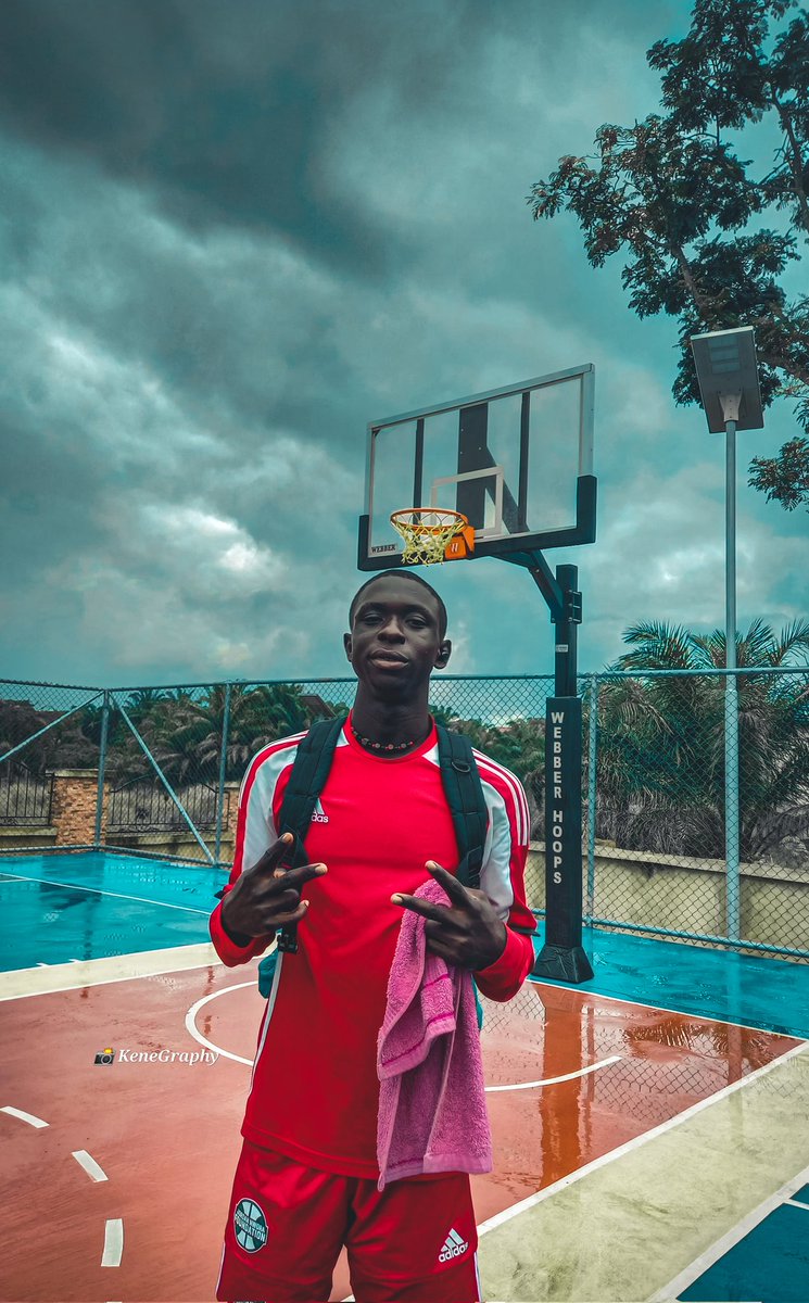 BASSEYPASCAL4's tweet image. It a new week let stay positive and pray for Gods blessings 🙏