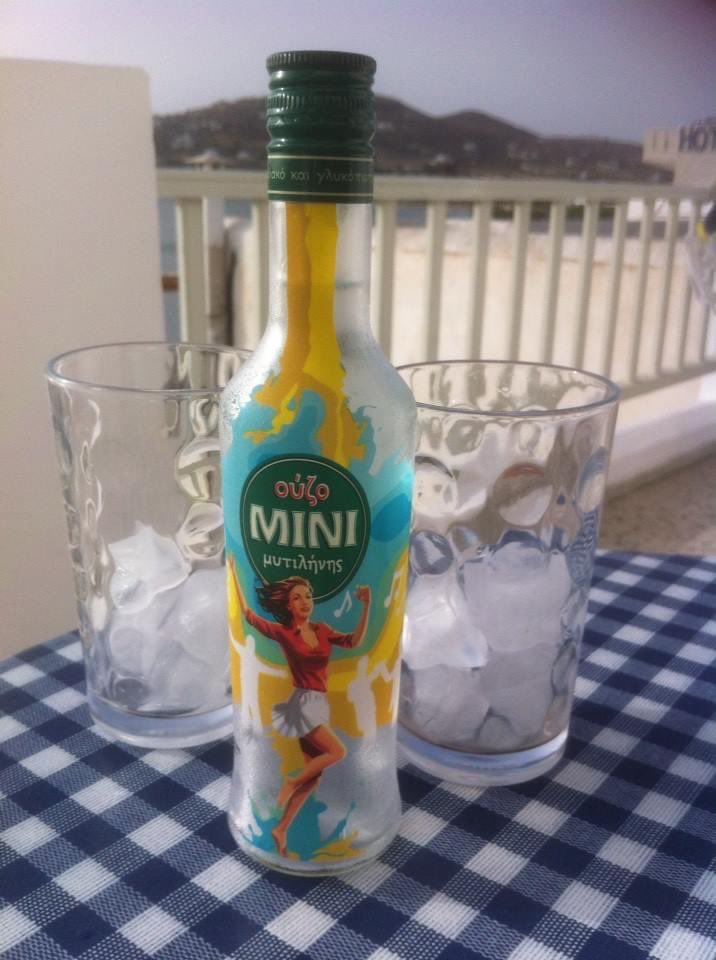 DebsaDelight's tweet photo. @DailyPicTheme2 Just the job! #refeshing #Greece https://t.co/M3wg8IivUy