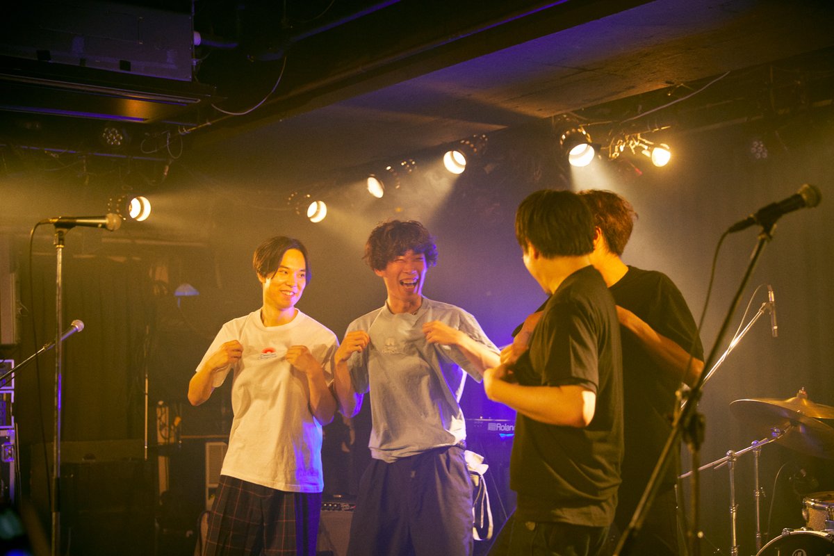 d_s_d_c_'s tweet photo. 【 思い出 】
Mix Wave Tour
ツアーファイナルからもう1週間!
Spotifyにてセトリ/BGM公開中🐋
ー
▪︎ セットリスト
https://t.co/7hEaqWCdxg
▪︎ 会場BGM
https://t.co/SvwCPCYBIc
ー
Photo @RenFujishige
#DSDC_MixWave https://t.co/CLCICeWg4S
