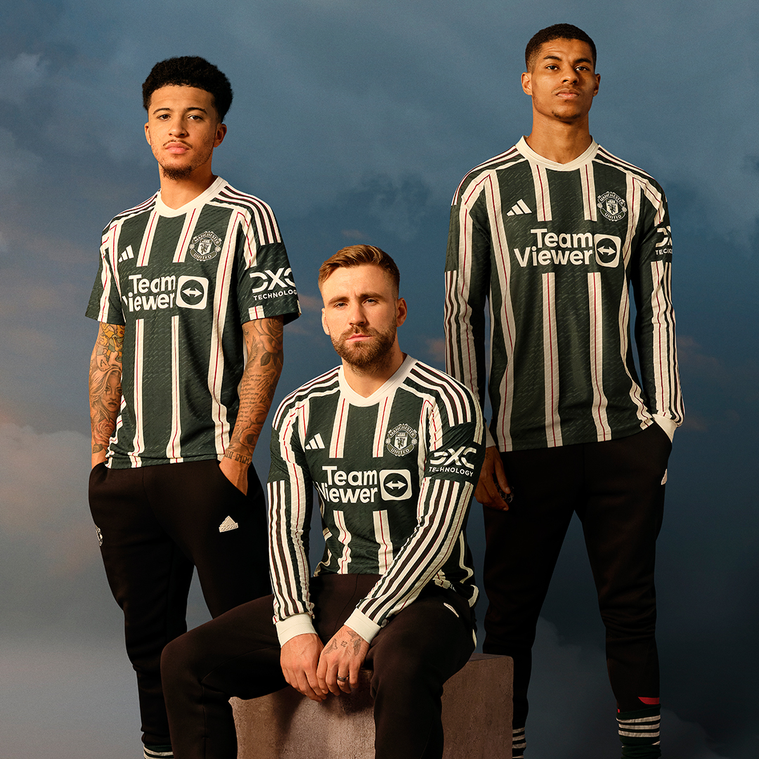 SoccerBible's tweet photo. Set to debut against Wrexham in San Diego’s Snapdragon Stadium on 25 July, @adidasfootball launch the @ManUtd 23/24 away shirt, which harks back to the first away shirts the club ever wore.

See more: https://t.co/qhNl37oCjN https://t.co/CNQcrrcgLp