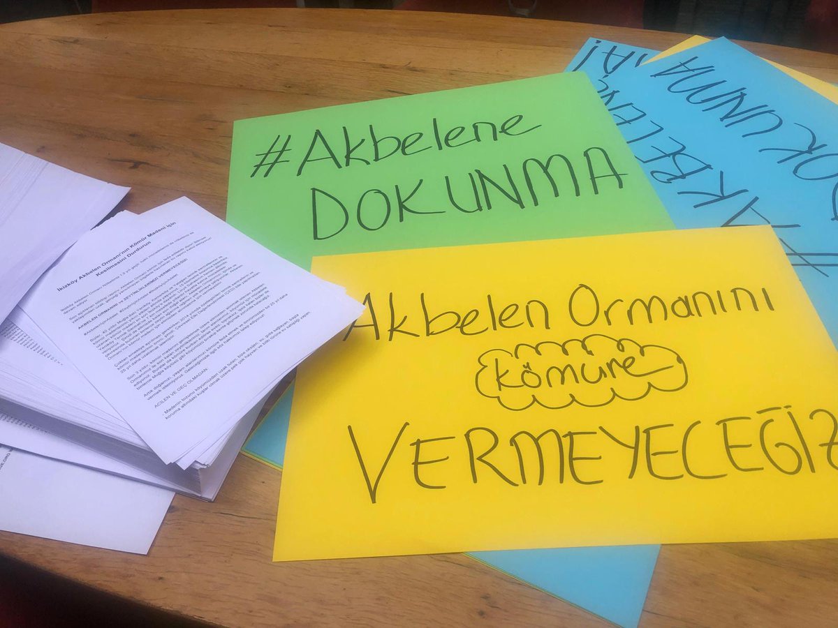 Bu sabah kesim için Akbelen Ormanına girdiler. 
#AkbeleneDokunma  diye topladığımız 117000 imzayı teslim etmek ve kesimin derhal durdurmak için Saat 11:30'da Ankara'da Tarım ve Orman Bakanlığında olacağız.
Destek ve dayanışmanızı bekliyoruz.