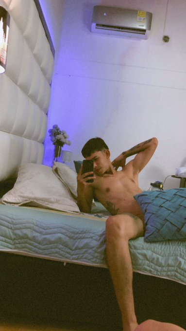 Let's get kinky, sweethearts 👉 https://t.co/Rvx53vDuOu #stripchat #stripchatlive  @chaturbate @stripchat<a href="/tag/chaturbate"class="tags"><span>#chaturbate</span></a><a href="/tag/chaturbatemen"class="tags"><span>#chaturbatemen</span></a><a href="/tag/stripchat"class="tags"><span>#stripchat</span></a><a href="/tag/stripchatlive"class="tags"><span>#stripchatlive</span></a>