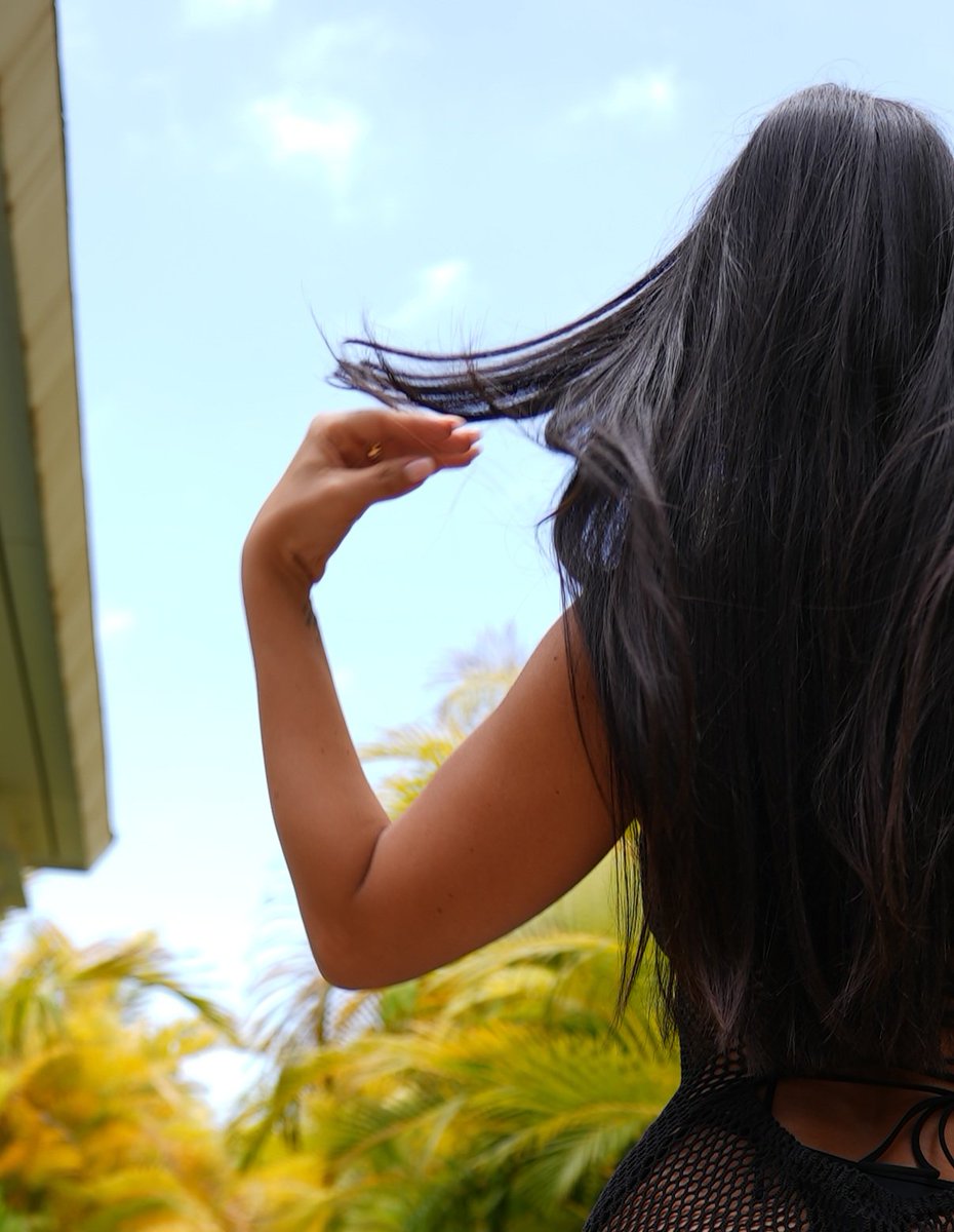 danikamorireal's tweet image. From this pic you can definitely say that I'm....Italian🇮🇹🤌🏻🤣