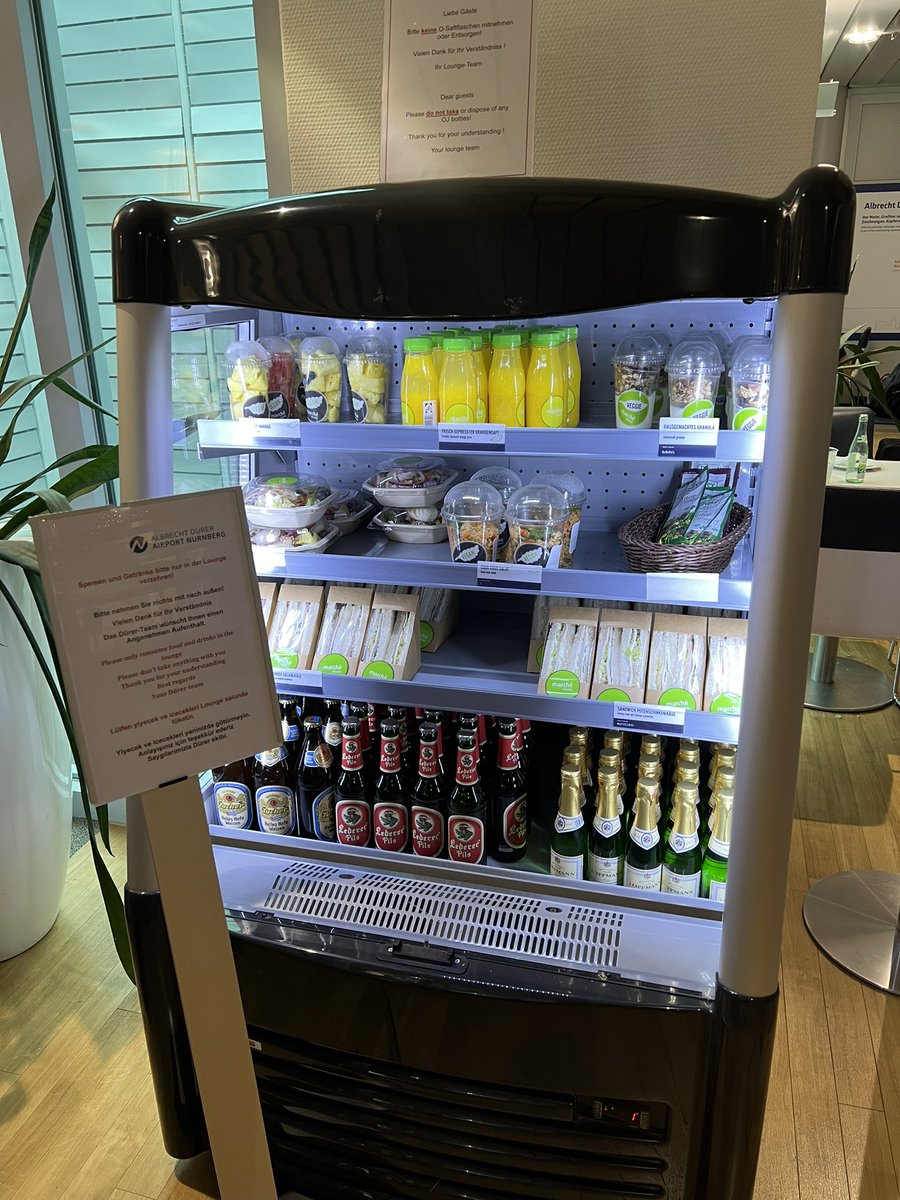 Ready2board's tweet photo. For such a small airport a surprisingly good Airport lounge (Durer Lounge). Access possible for Skyteam and Priority pass members @airportnue @InsideFlyerNL #prioritypass #skyteam #airportlounge #skyteam #albrechtdurer https://t.co/EYuMK8v2sd