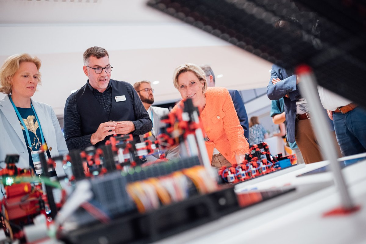 Fraunhofer IAO tweet media