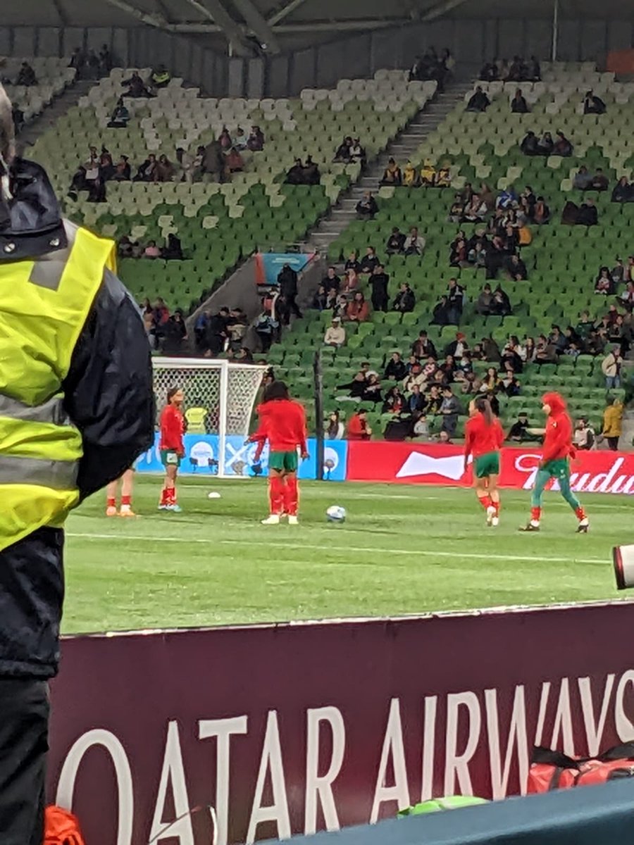 I'm on a plane to Perth but even seeing a photo of Nouhaila Benzina on the pitch is enough to make me tear up. First woman to wear hijab at a World Cup. M'A. The fight for full inclusion is not over but tonight, there is pride. Alhumdullilah. #MAR #FIFAWWC (📷 @NAicha11)