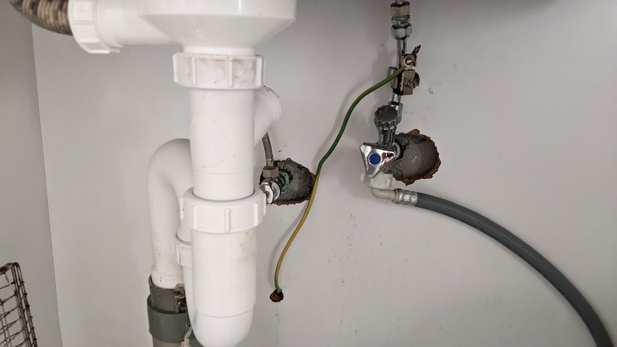 Andrei Apanasik (🐱, 🔪,геймдев и игры) on Twitter: \"Ситуация: засор на ...