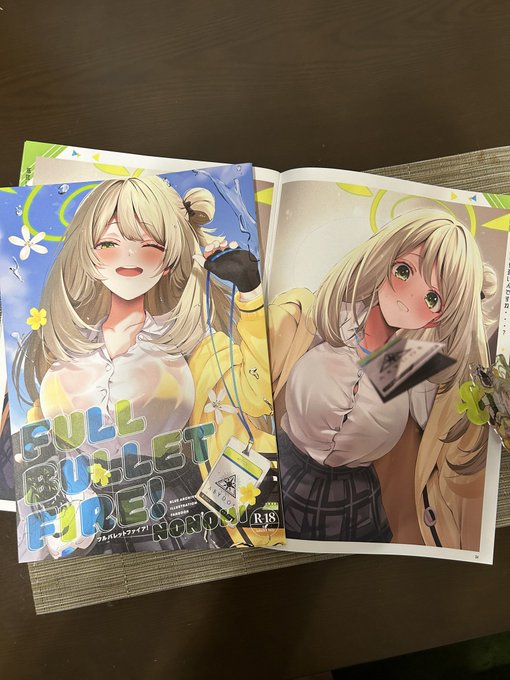 C102で頒布するノノミ本とセット限定のお魚本の見本誌が届きました!!
青や緑、光加減まで物凄く綺麗に刷ってもらえてます!!
メロブさんの予約開始は29日からの予定なのでもう少々お待ちを…! 