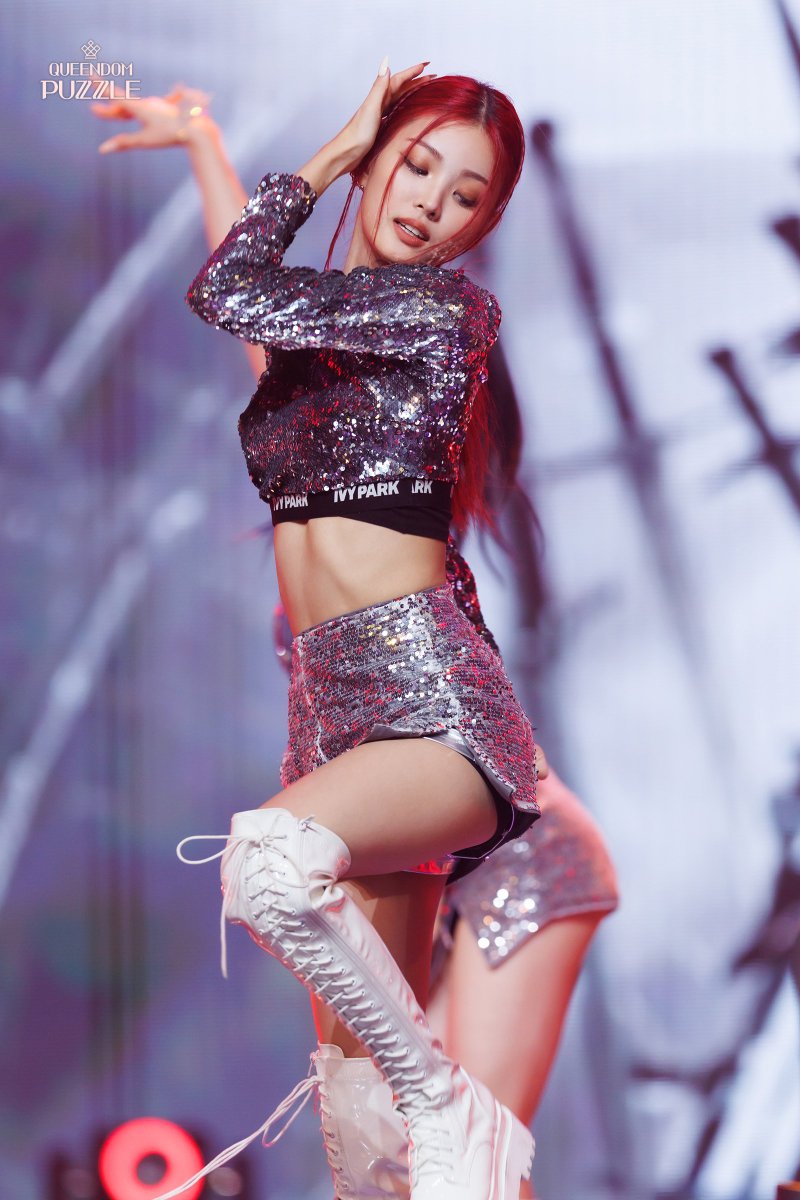 [#퀸덤퍼즐] 6회 〈All-Rounder 배틀〉 비하인드 포토📷 #BADBLOOD #상아 #SANGAH

강렬한 퍼포먼스로 가득 채운 스테이지!

걸그룹 최상의 조합을 완성하라! Mnet 〈퀸덤퍼즐〉 
매주 화요일 밤 10시 본방송
Every Tuesday 10PM (KST) 

#퀸덤퍼즐 #QUEENDOMPUZZLE #퀸덤 #Mnet #엠넷