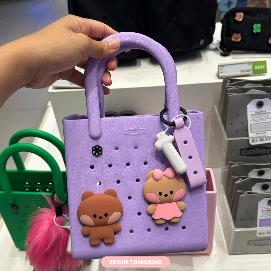 seoul_tamsang's tweet image. ต้องมี Coller Base-kit Bag ของตัวเองกันแล้วค่ะ 💗
น่ารักสุด ๆ ตกแต่งได้หลายแบบหลายสไตล์เลย ✨

ใบละ 1,350 บาท
(ราคานี้รวมทุกอย่างเรียบร้อยแล้ว ทางร้านไม่ได้รับมัดจำนะคะ)

#LineFriends #Coller #minini #พรีออเดอร์เกาหลี #พรีออเดอร์ #พรีเกาหลี