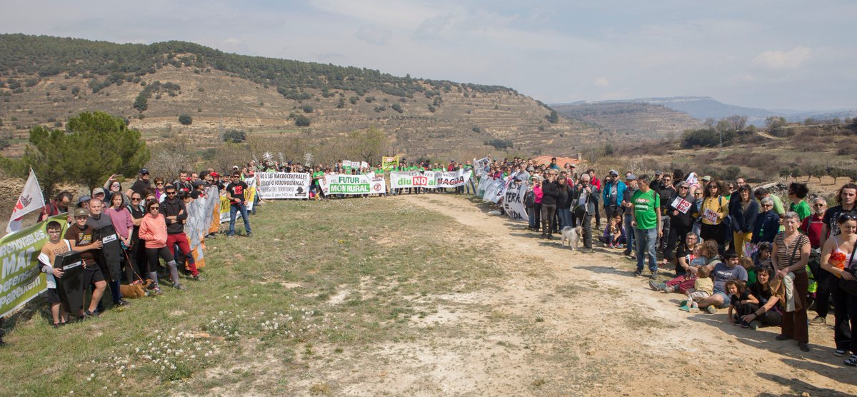 🔴Governe qui governe ens trobaran de cara defensant el futur del món rural i les nostres comarques de l'especulació i el colonialisme energètic

❌Ni Macrorenovables, Ni MATs
✅Per un model energètic local, sostenible, planificat i consensuat amb el territori

Seguim i seguirem