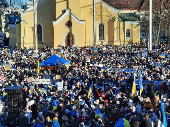 Russia’s war on Ukraine is forcing the EU to reappraise not just its security policy, but also its colonial mindset towards smaller countries beyond its borders. By <a href="/anghel_v1/">Veronica Anghel</a> eurozine.com/the-power-of-s…