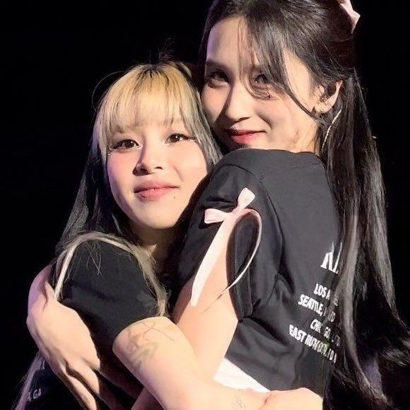 yasi saw twice! tweet media