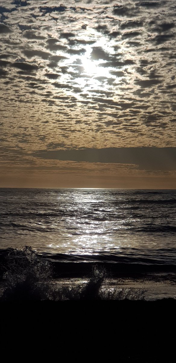 Diongroove's tweet image. #eyeinthesky 👁☀️
#DrIndianOcean 🌊🙏