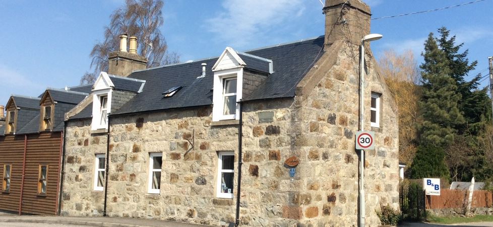 aroundaboutbrit's tweet photo. Discover the serenity of Scotland at Craiglea Bed &amp; Breakfast 🛏️🍳! Nestled on a tranquil lane near the charming village of Braemar, this spacious, family-run B&amp;B is your gateway to a realm of scenic beauty 🏞️.
https://t.co/PVVyTCpali
#ScottishEscape #CraigleaBandB #TheHighlands https://t.co/fvfCmg8rCc