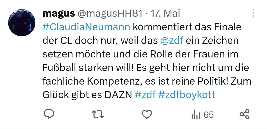 NullGeneration's tweet photo. Claudia Neumann sollte eine Saison jedes Spiel kommentieren, einfach weil ich sehen will wie solche Boys mit Schnappatmung, weinend und rotem Kopf umfallen. 😂😂
#GERMAR https://t.co/AT9a6oSy1c
