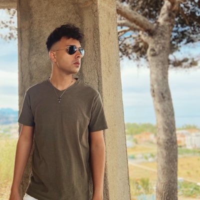 LuigiMainente's tweet photo. #NuovaFotoProfilo https://t.co/w9786OVPnC