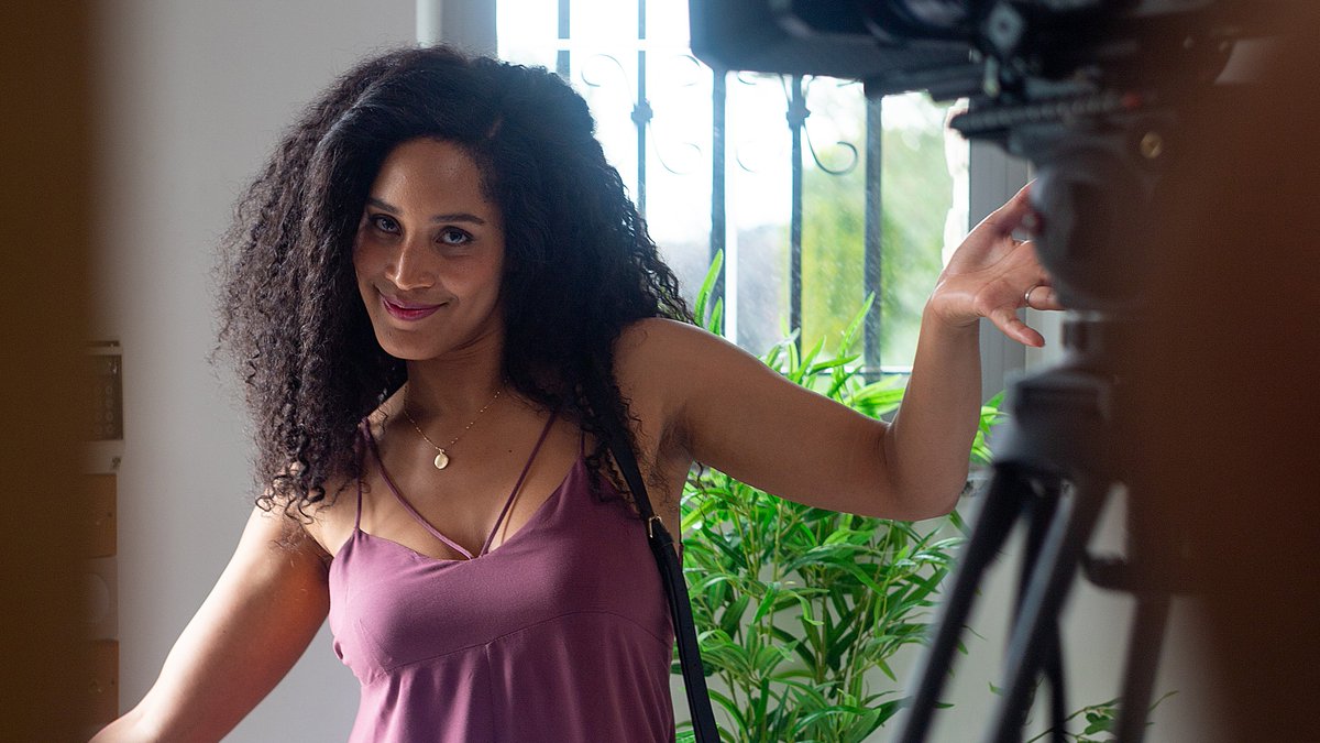 A huge thank you to our three amazing actors — <a href="/EdmundCShort/">Edmund C. Short</a> , <a href="/Kendalstweets/">Kendal Brenneman</a> , and Géraldine Lavie — for all their hard work and dedication on DATING AUDREY this past year. We’re nearing the finish line!

#intheweehours
#datingaudrey
#audreyhepburn
#shortfilm
#comingsoon
#paris