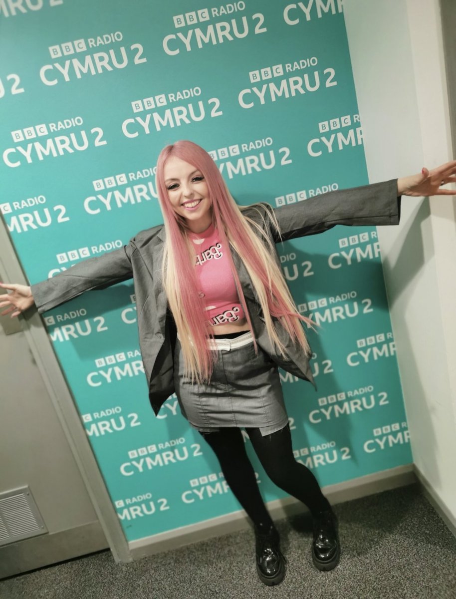💜SΛRΛH WYNN GRIFFITHS💜 tweet media