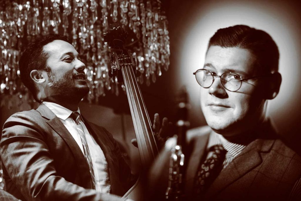 Peggy's Skylight Jazz Club (@peggysskylight) on Twitter photo “The skills and artistry on display were incredible” - click here for our round up of the coming fortnight mailchi.mp/peggysskylight…
#jazz #jazzclub #nottingham
<a href="/Juganaut/">Juga-Naut</a> @natsteelevibes <a href="/AdamKubota/">Adam Kubota</a> <a href="/Jacksonmathod/">Jackson Mathod</a> <a href="/gazhughesmusic/">Gaz Hughes</a> @AydenneSimone “The skills and artistry on display were incredible” - click here for our round up of the coming fortnight mailchi.mp/peggysskylight…
#jazz #jazzclub #nottingham
<a href="/Juganaut/">Juga-Naut</a> @natsteelevibes <a href="/AdamKubota/">Adam Kubota</a> <a href="/Jacksonmathod/">Jackson Mathod</a> <a href="/gazhughesmusic/">Gaz Hughes</a> @AydenneSimone