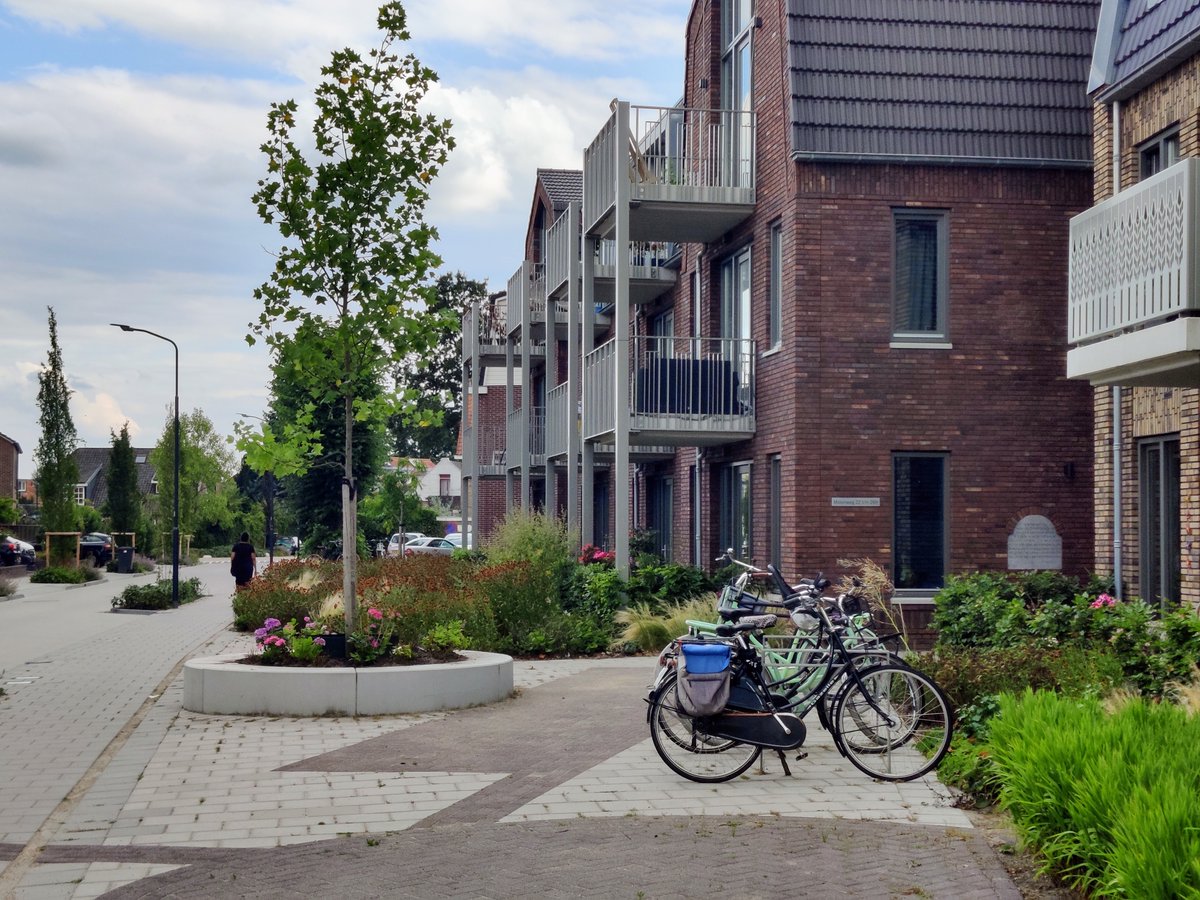 onnojames's tweet photo. Er gebeurt ongelooflijk veel in de @gembunnik! Deze week heb ik een groot aantal ruimtelijke ontwikkelingen in #Odijk, #Bunnik en #Werkhoven bezocht als #inwerkprogramma. Er wordt door ontwikkelaars en corporaties op veel plekken gebouwd aan nieuwe woningen. #WeekUpdate https://t.co/4wHSq8Cdlb