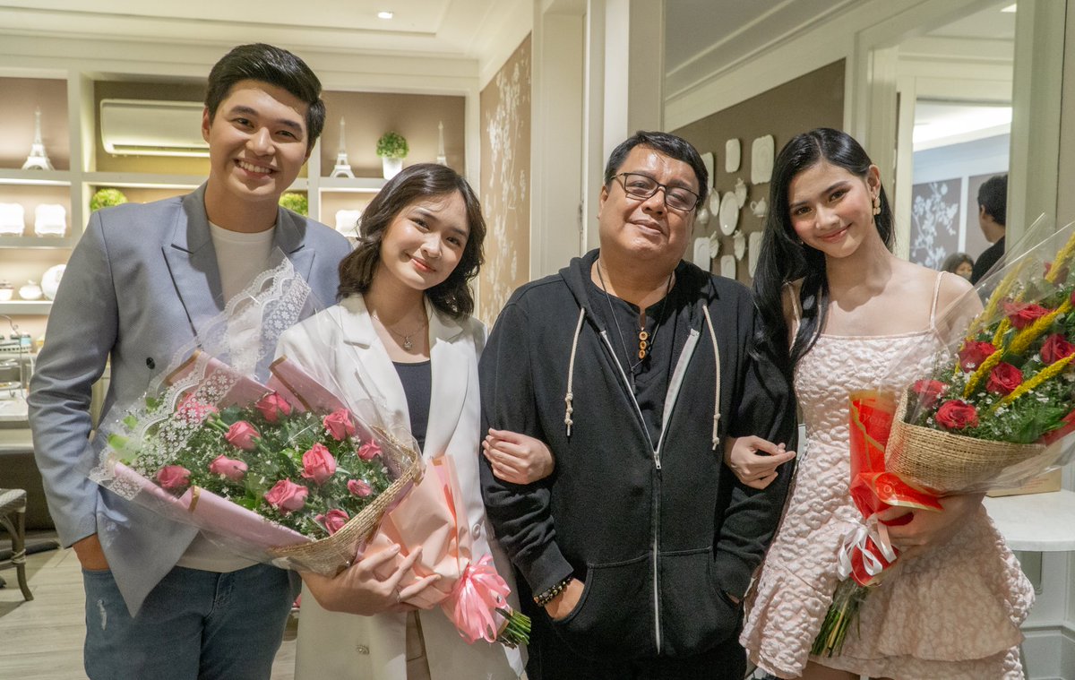 LOOK: Beaver Magtalas with Mutya and Maxine on "Magic Hurts" presscon and contract signing! ✨