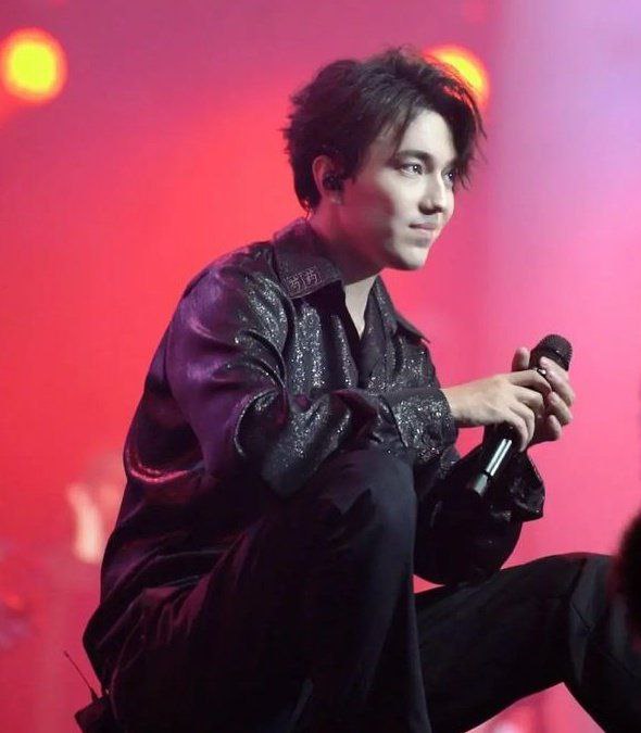 rekalubwi1's tweet photo. @DDears00 Burak Yeter ist am 29.07. in Mannheim. #DimashWeekend
SOON NEW RELEASE BY
DIMASH WEEKEND
#Life #Omir
#OmirByDimash
#VoiceOfUniverse https://t.co/iFufWjFEuz