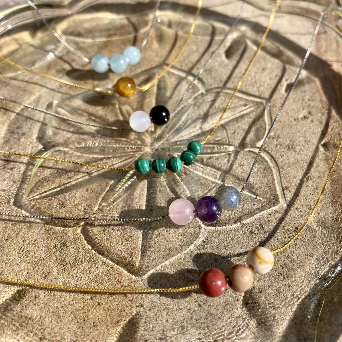 TheWildWren's tweet photo. Make a Wish 💫

#AStoneForEveryStory

 https://t.co/wEtDn3iWcV

#Etsy #EtsySellers #Chakra #shopsmalluk #SmallBusiness #NotOnTheHighStreet #Handmade #SmallBusinessUK #EtsyShop #EtsyUK #Beautiful #ShopSmall #MondayMotivation #MakeAWish #Instajewels #Instajewellery #IWish https://t.co/VQ7CLL7jip