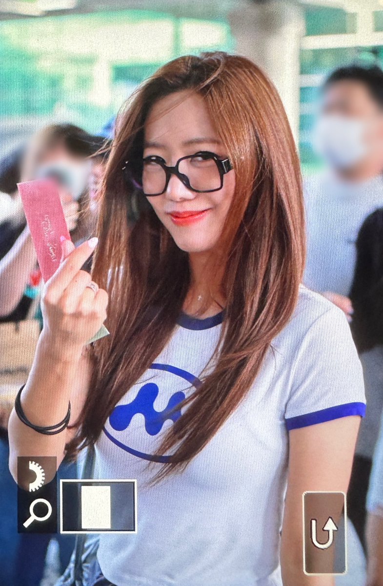 하이ㅋㅋ
#APINK #남주 #김남주
<a href="/APINKKNJ/">김남주</a>