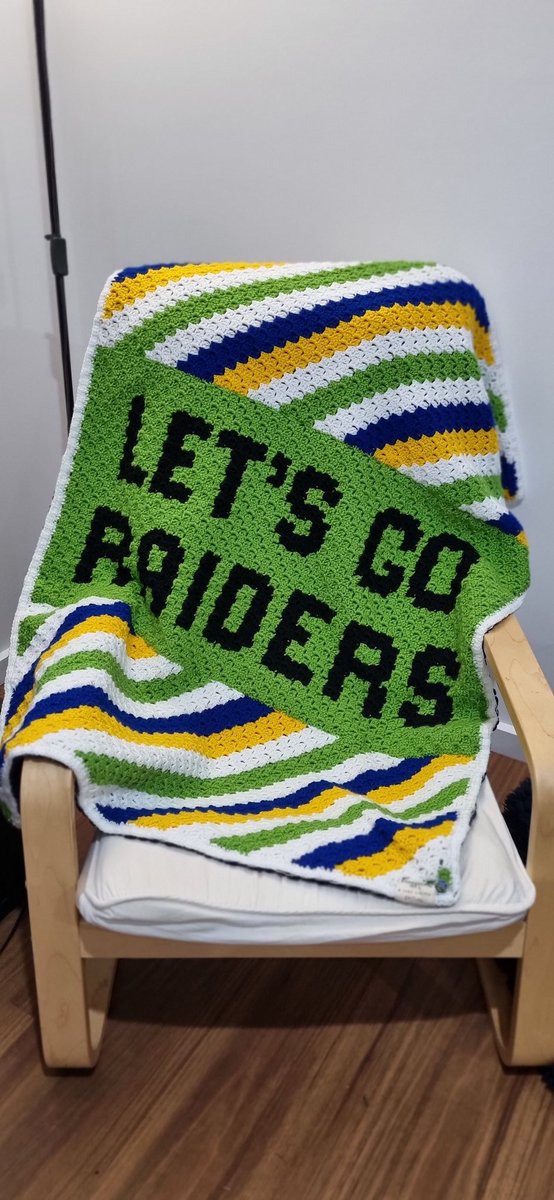 misha_oz's tweet photo. Completed and Gifted! Keep an eye out in the stands on the weekend 💚 #support Handmade  @RaidersCanberra https://t.co/J3OzJKnAZP