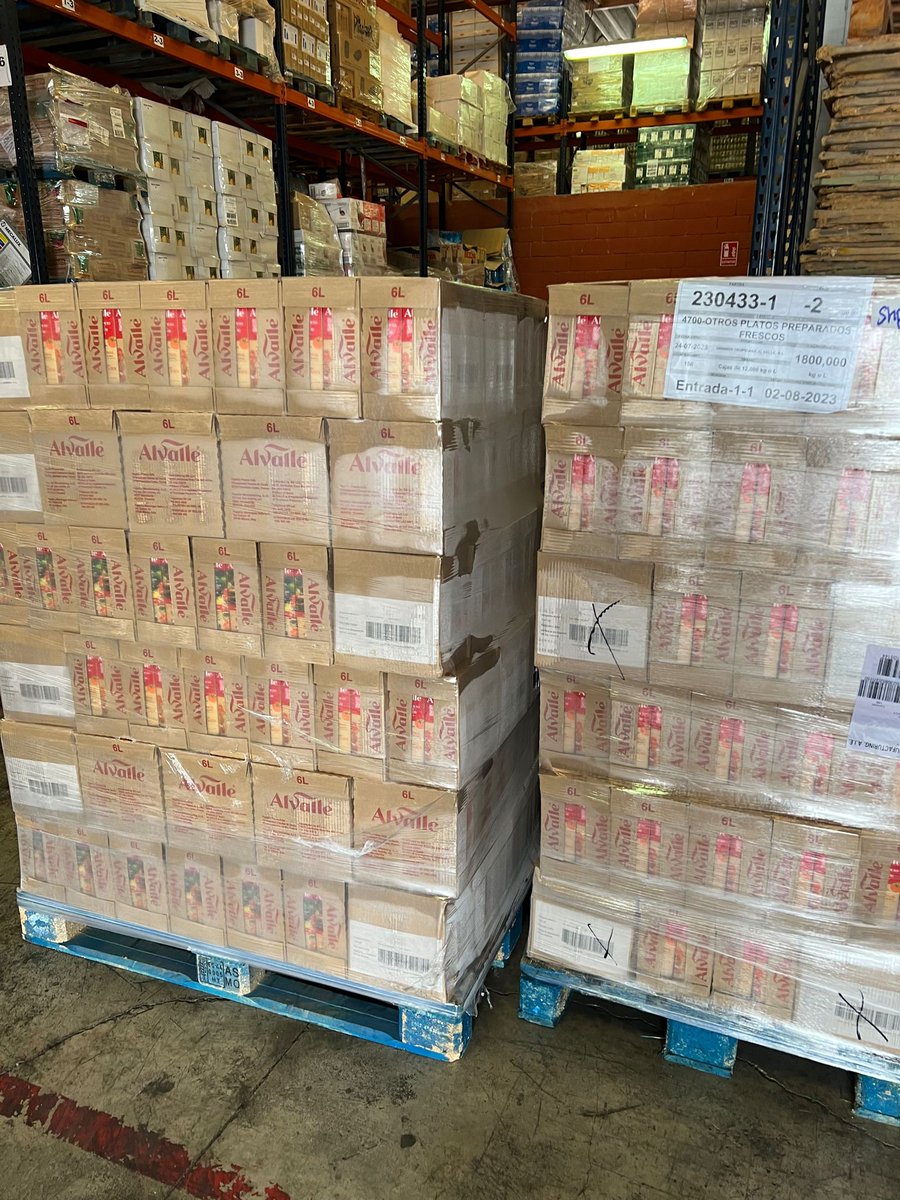 El viernes recibíamos 60 palets de gazpacho y salmorejo de nuestros amigos de Alvalle para repartir entre nuestras entidades. Muchas gracias por seguir colaborando con nosotros.