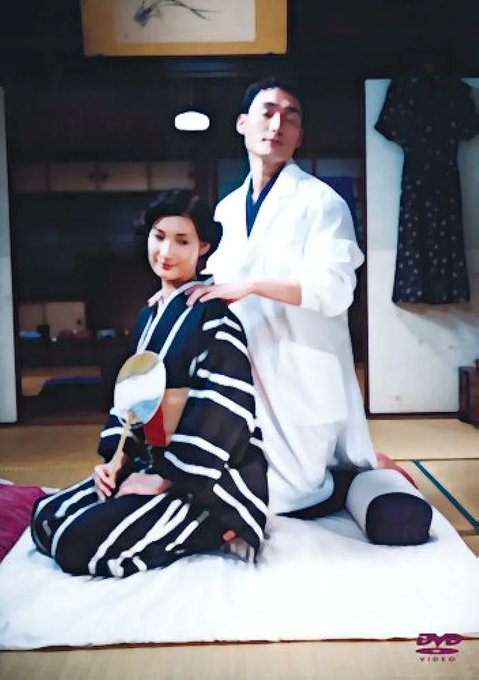 故高峰三枝子さんの告別式で配布されたハンカチ