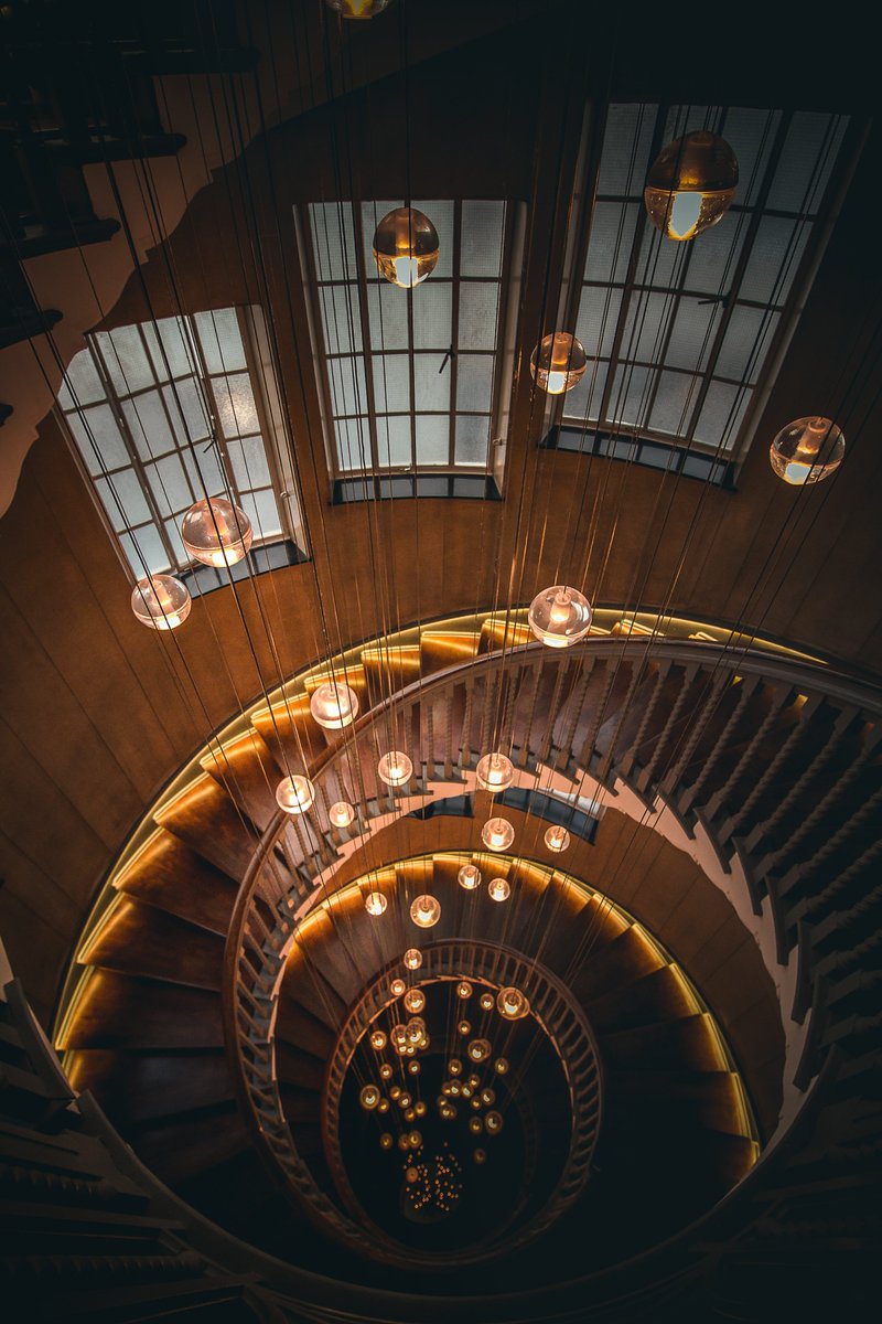 New blog on feeling safe in uncertainty - an interesting reflective exercise in here about our own behaviours around certainty and uncertainty. Let us know what you think! 

medium.com/the-unleadersh…

Pic credit: Ryan Searle on Unsplash