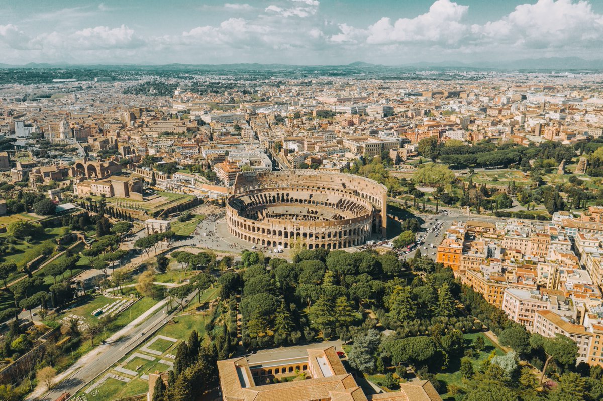 VeloxInfo's tweet photo. Hoe kan het dat zo veel oude Romeinse gebouwen de tand des tijds hebben doorstaan, terwijl veel moderne betonnen constructies na een paar decennia lijken te verkruimelen? #romeinsbeton #velox

https://t.co/43dxulVZkQ https://t.co/nDJvxZNkOa